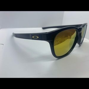 Oakley sunglasses